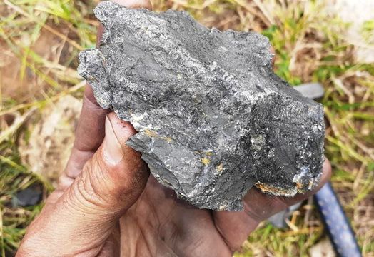 Gratomic graphite rock