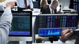 FTSE 100 in the red as fighting in Ukraine is intensifying with Russia