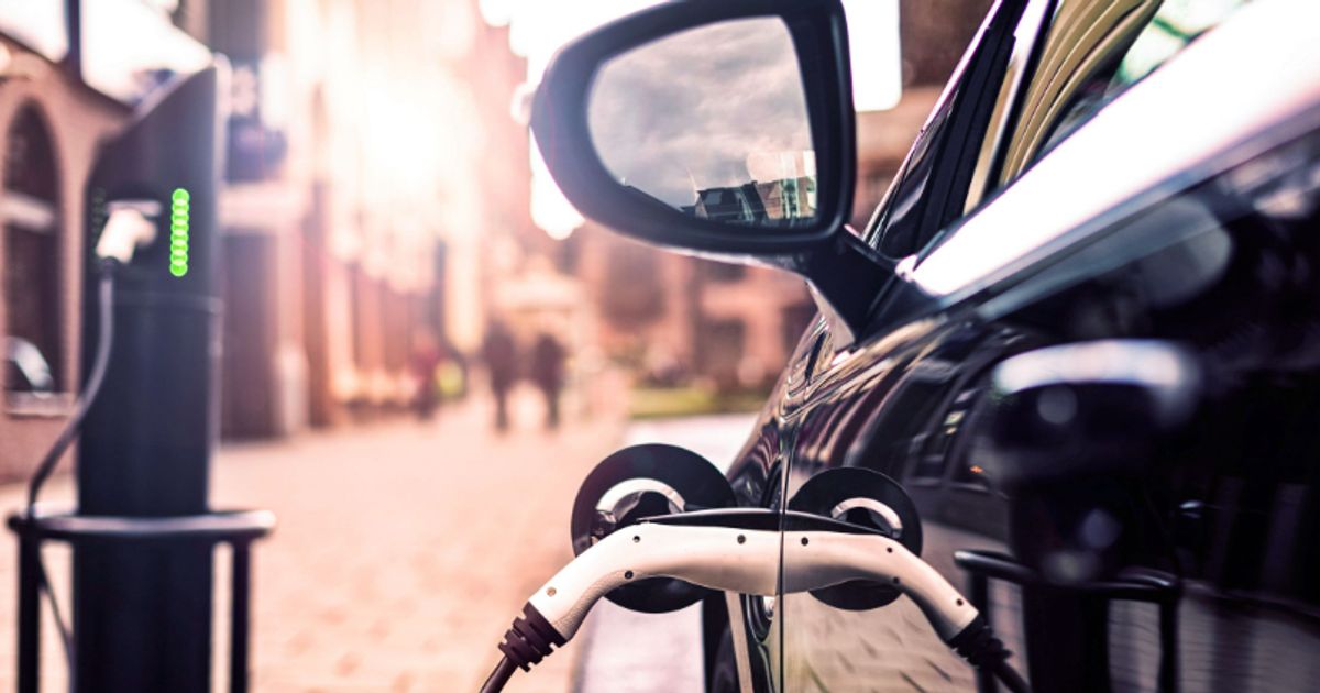 Charge your engines: Will rising oil prices speed up the transition to electric vehicles? - Vimarsana News