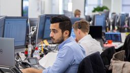 FTSE 100 awaits Rishi Sunak&rsquo;s Budget today while oil majors rise with higher pump prices expected
