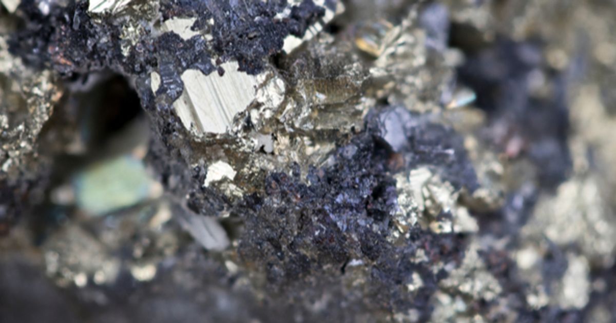 Cloudbreak Discovery PLC enters option agreement on Icefall polymetallic project in Canada - Vimarsana News