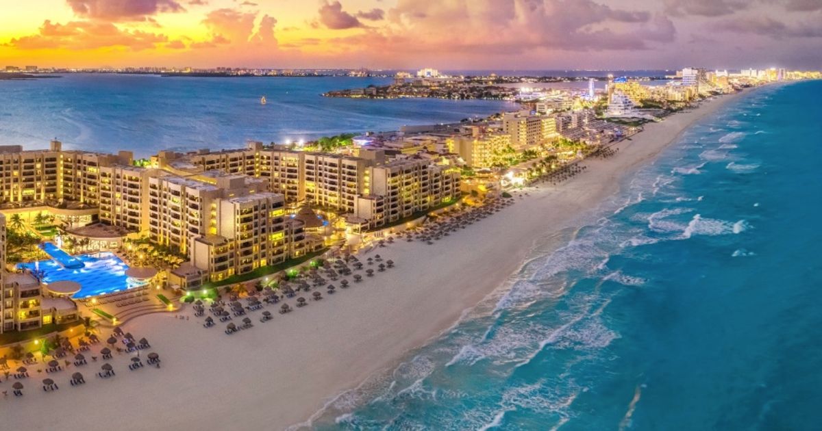 Fuller Treacy Comment of the Day - Mexico's Economy Surprises With Fastest Expansion in Over a Year, and more... - Vimarsana News