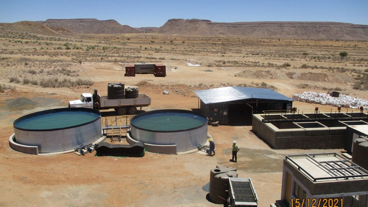 Gratomic extracts 2,600 tonnes of graphite; bench-mining program enters ...