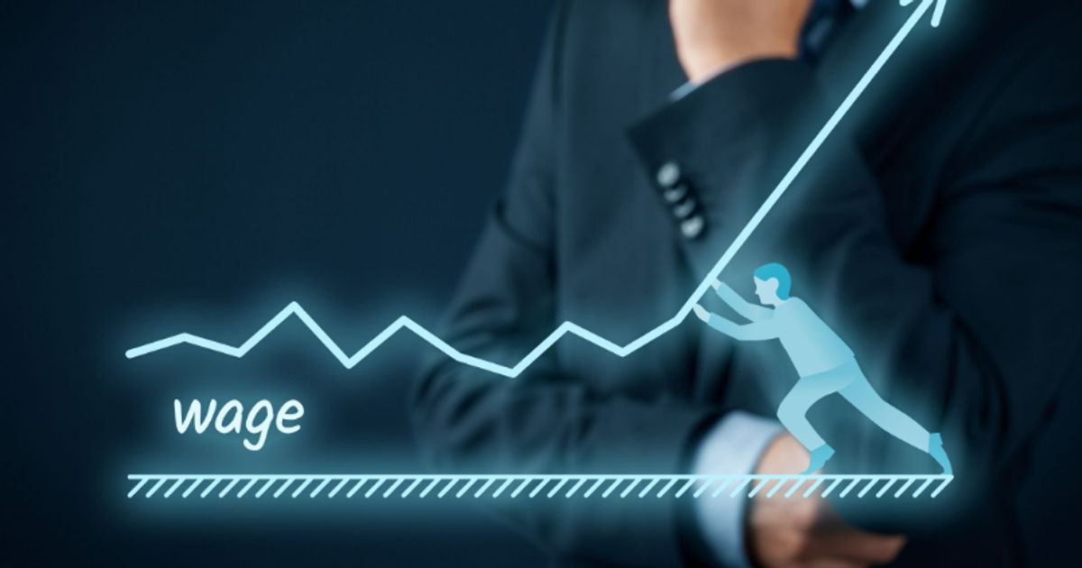 FIVE at FIVE AU: Strong wage data to push up rates; Trump runs again; market down but missile attack in Poland has little effect - Vimarsana News