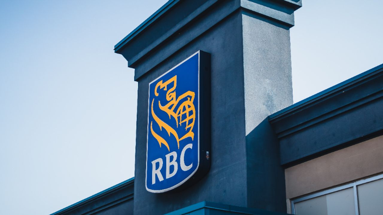 Royal Bank of Canada to acquire HSBC Bank Canada for C$13.5B | TSX:RY
