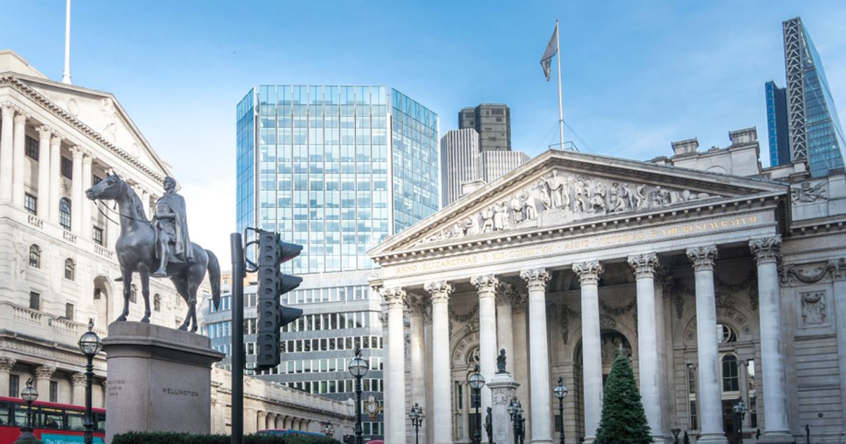 FTSE 100 in the red and pound drops further as Bank raises rates to 3% and says UK could be in recession until 2024 - Vimarsana News