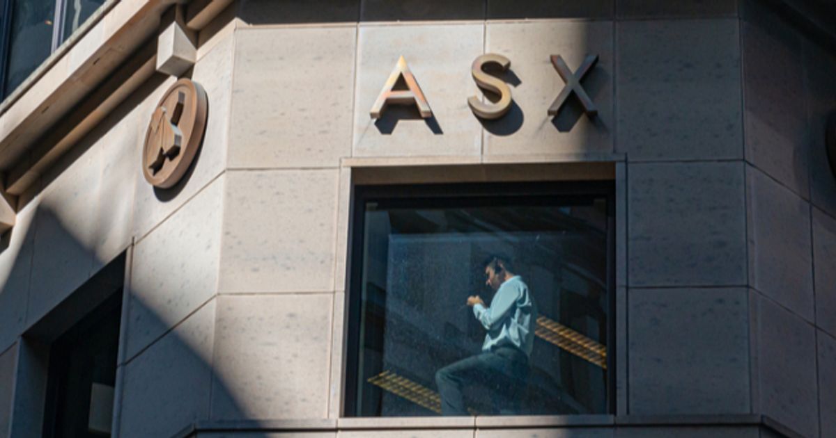 ASX tumbles on Fed interest rate hike - Market Report - Vimarsana News