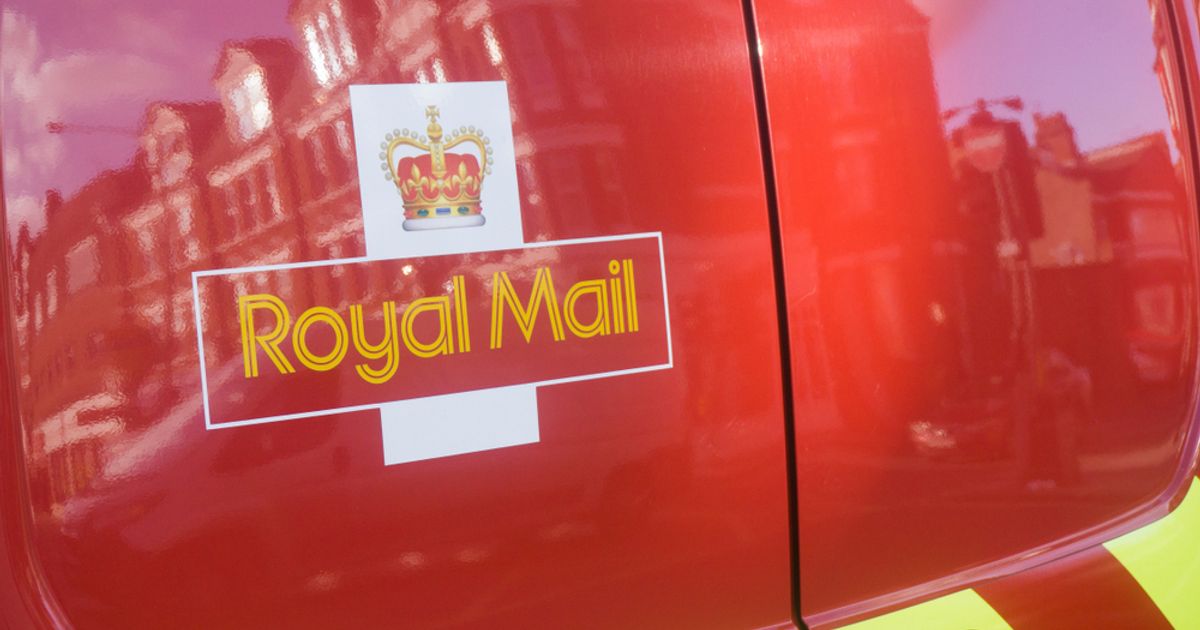 FTSE 100 climbs, Royal Mail CEO Simon Thompson to step down - Vimarsana News