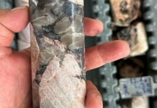 Solis Minerals Ltd - Solis Minerals hits coarse spodumene in maiden Jaguar drill program