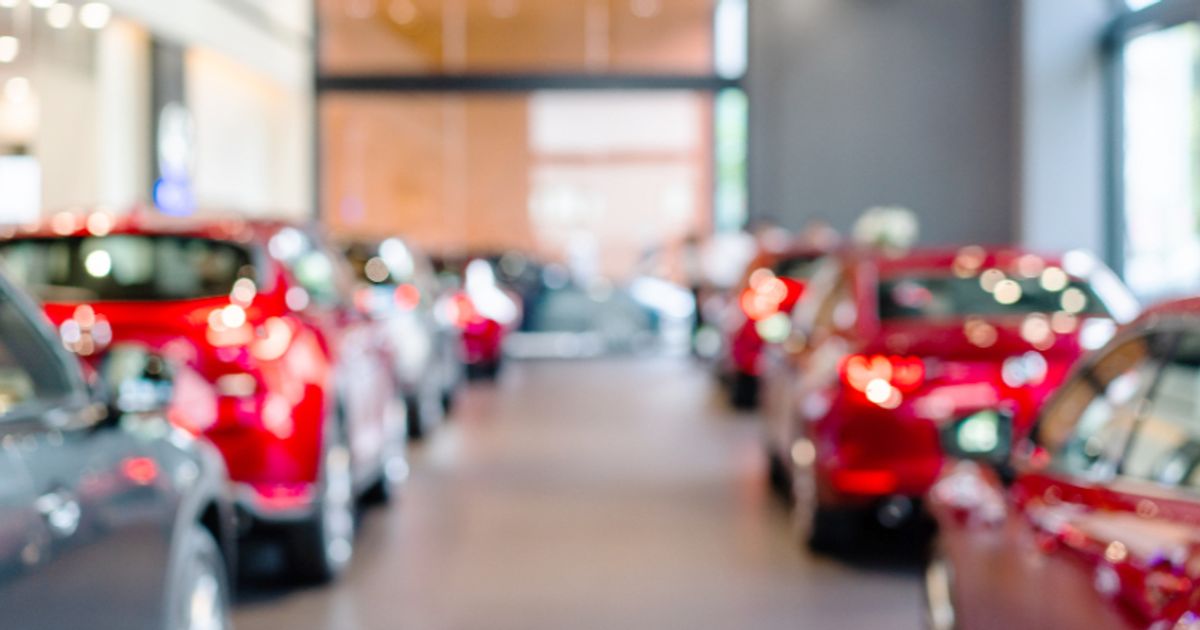 FIVE at FIVE: Demand for secondhand vehicles soars; JB HI FI warns of heightened uncertainty in retail - Vimarsana News