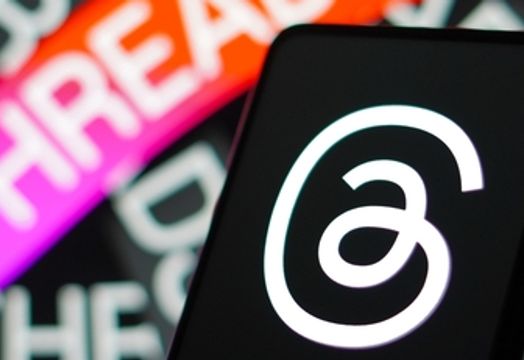 threads on a phone