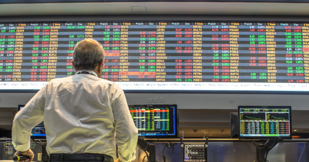 FTSE 100, energy and defensive stocks tipped as central banks pause on interest rates - Vimarsana News