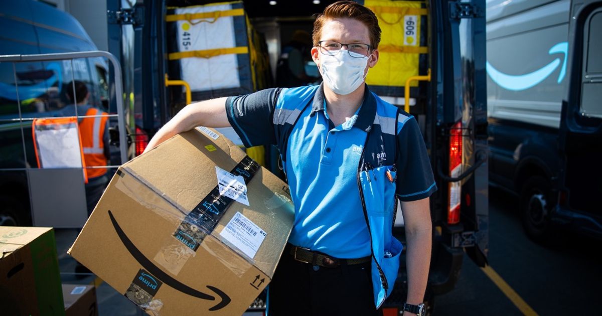 Amazon's ambitious holiday hiring spree signals optimism despite rising costs - Vimarsana News
