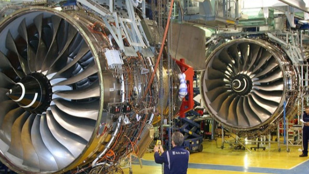 Rolls-Royce still 'highly vulnerable' to shocks despite rally, JP ...