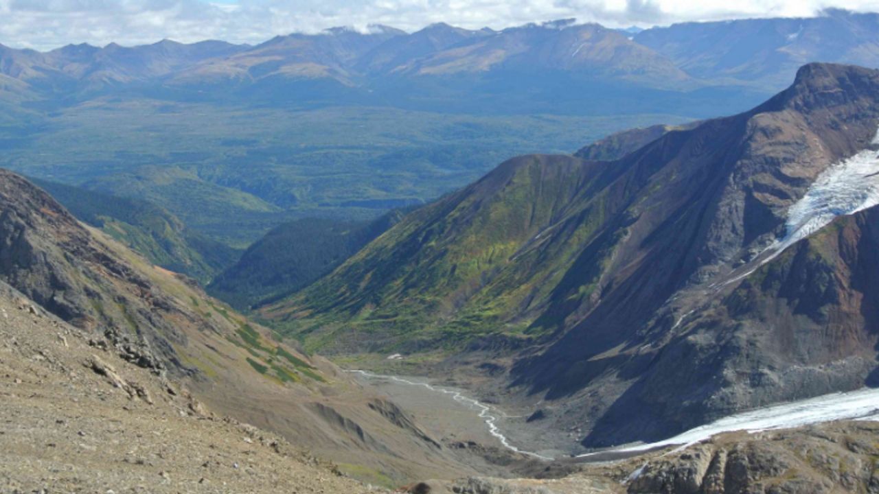 Evergold says first-ever drilling at Holy Cross returns narrow ...