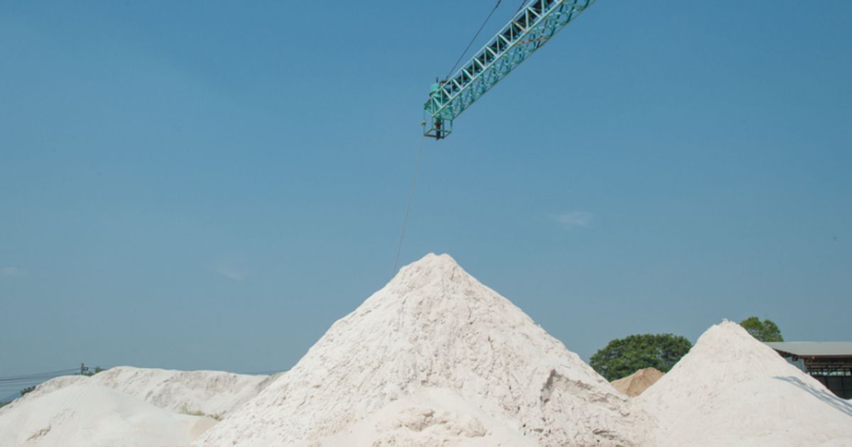 Potash, silica sand and other industrial mineral stocks make the best of global headwinds - Vimarsana News