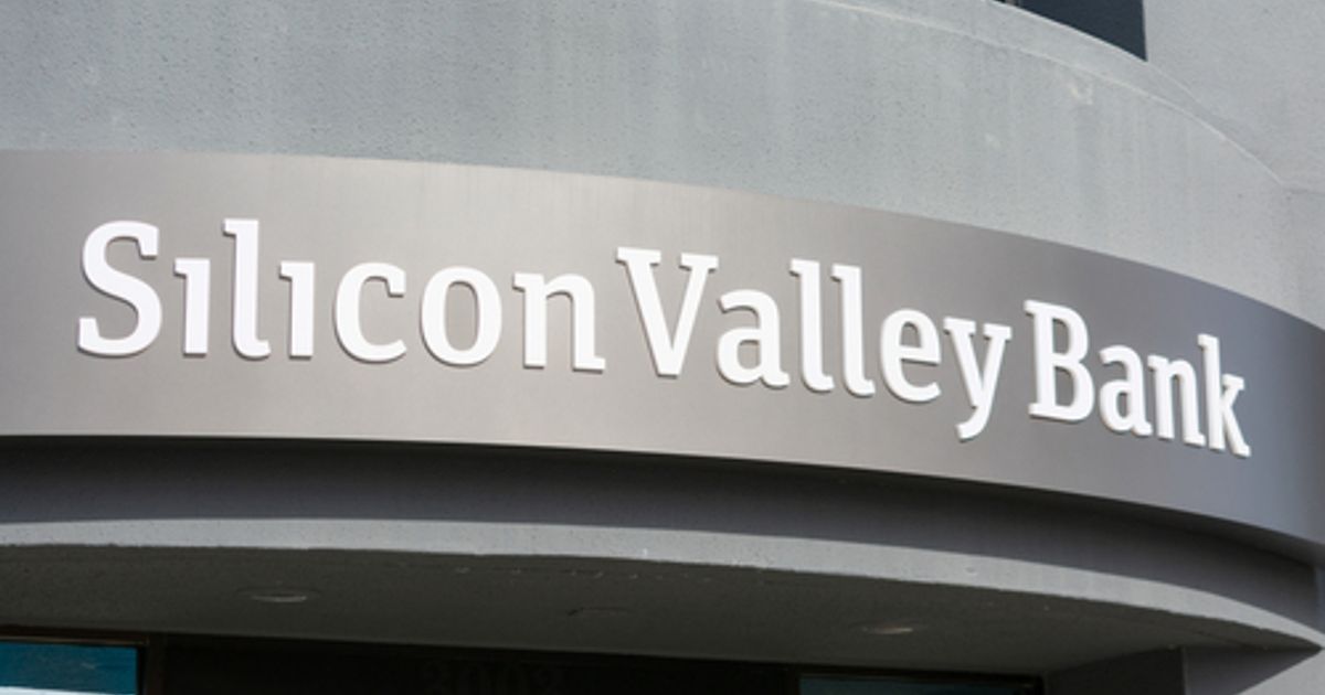 Live: SVB faces lawsuit from shareholders accusing the bank of fraud - Vimarsana News