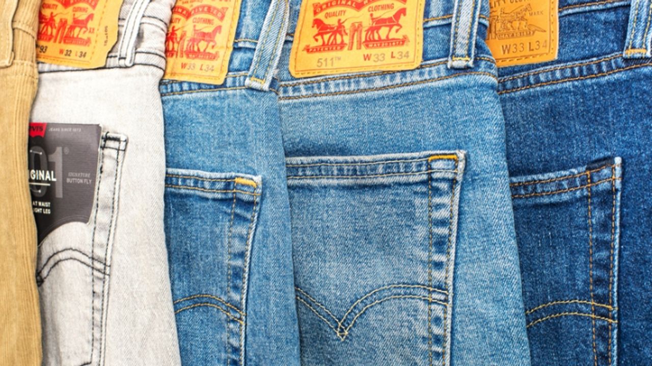 Levi jeans