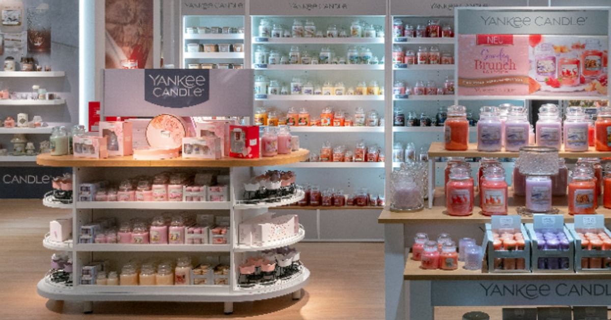 Sharpie, Yankee Candle owner Newell Brands slashes fullyear guidance