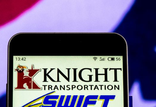 Knight-Swift Transportation price target raised by analysts following 3Q results