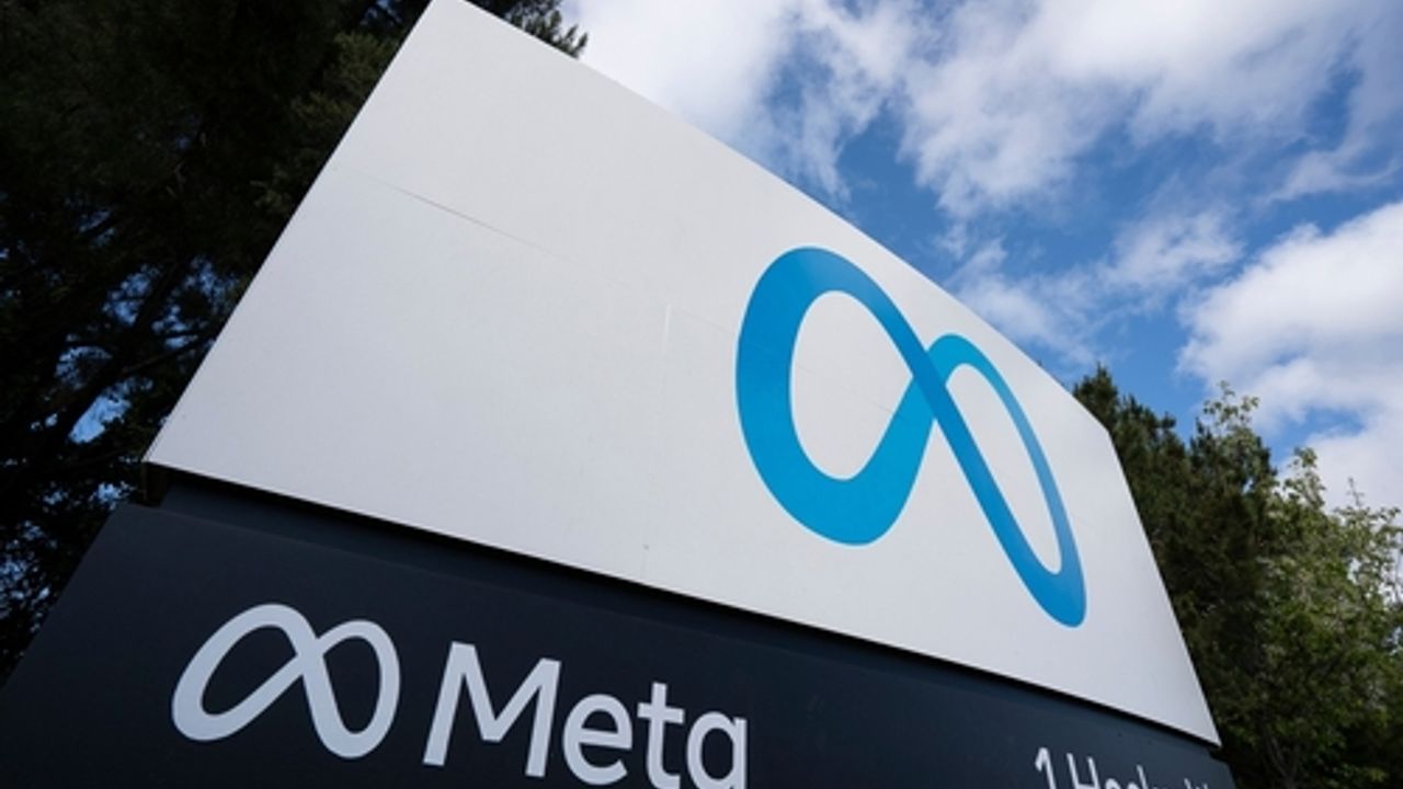 Meta Platforms Inc sign