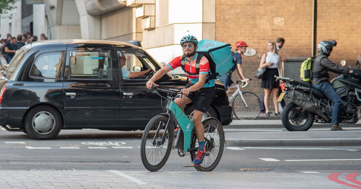 Deliveroo, Uber Eats and Just Eat told to reform courier rules after ...