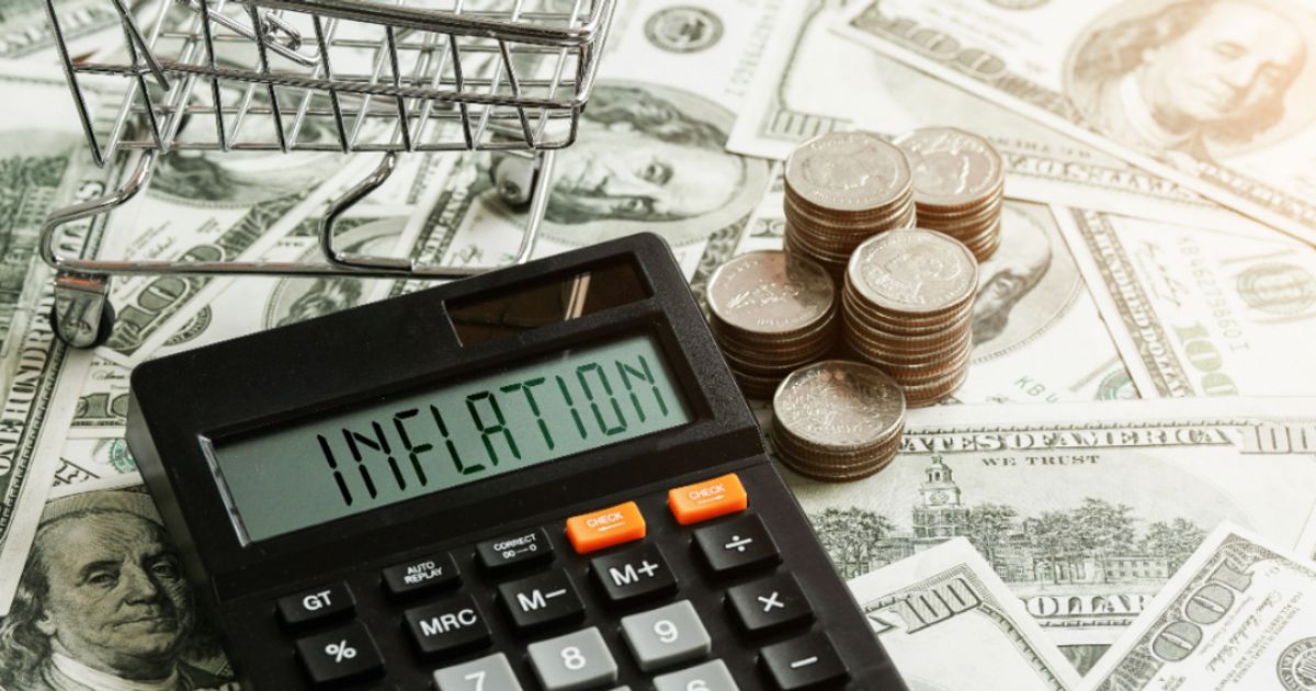Inflation slowdown brings forward Fed rate cut expectations to May 2024 - Vimarsana News