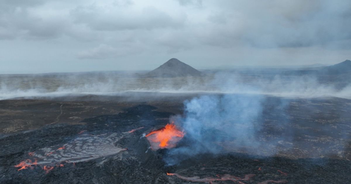 Icelandic volcano risks 'unhelpful' as Digital 9 looks to complete data centre sale - Vimarsana News