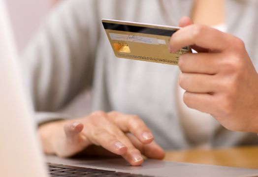 Holiday eCommerce sales expected to be more than double offline retail