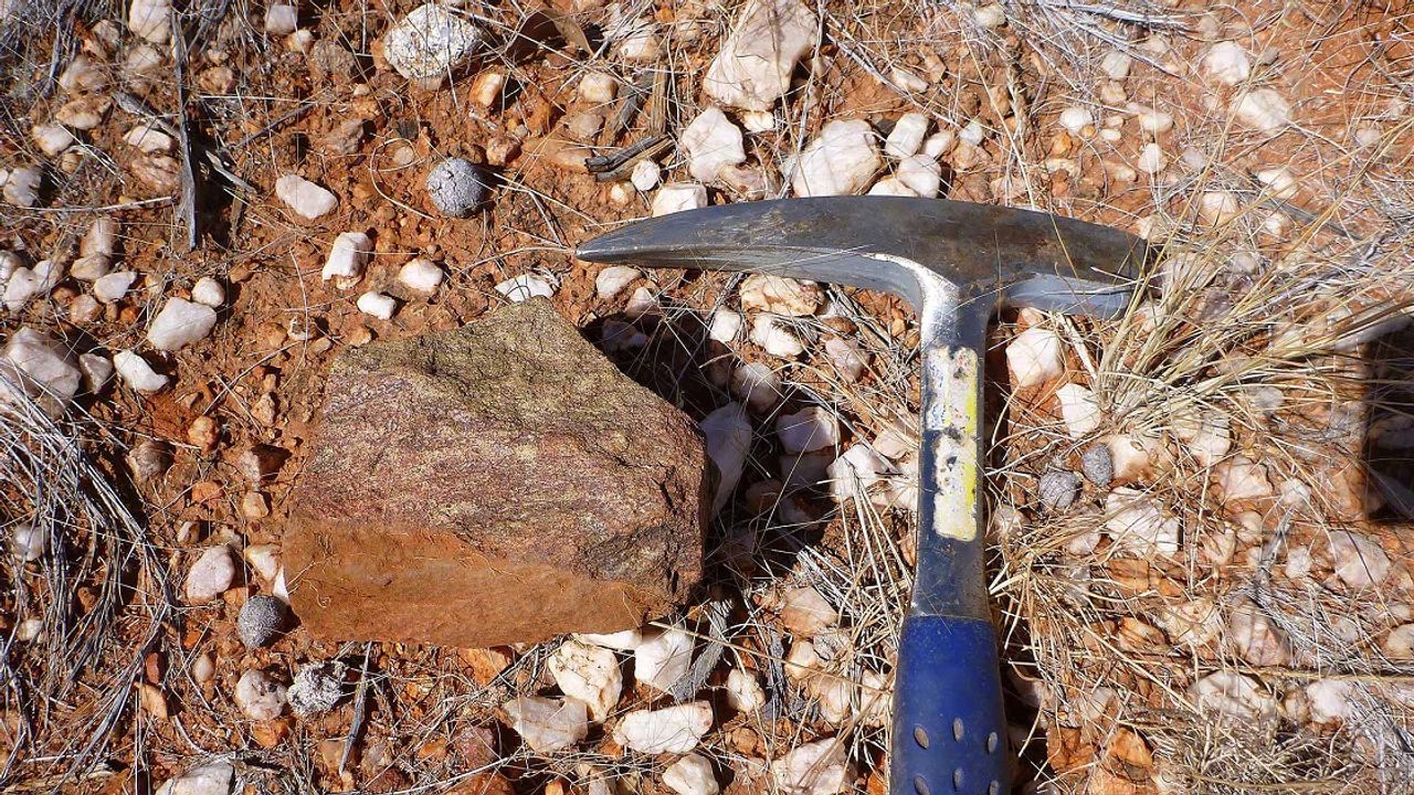 Mining 101: Rock chip sampling | ASX:HFR