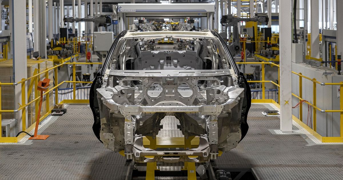 Seeing Machines signs 16th automotive contract; strong quarterly momentum continues - Vimarsana News