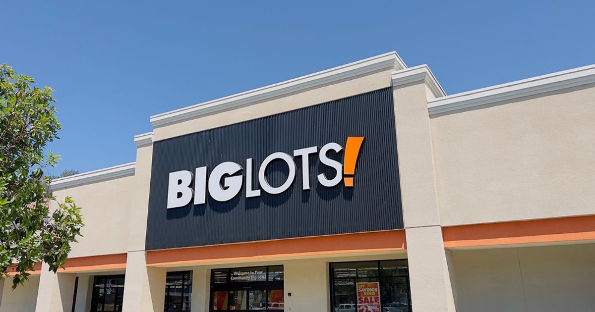 Big Lots stock pops on 3Q results as retailer works to 'play offense