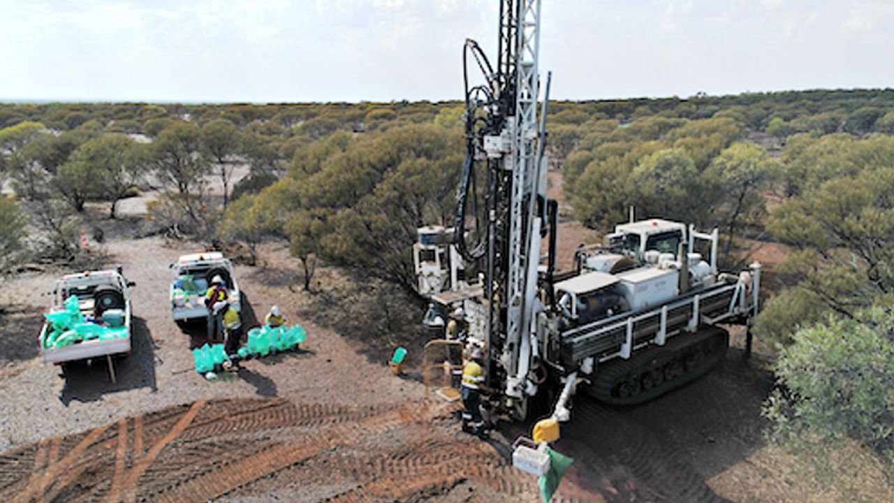 Element 25 boosts Butcherbird manganese resource 34% to 26.3 million ...
